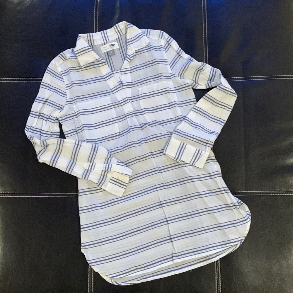 Like New Old Navy Split Neck Tunic